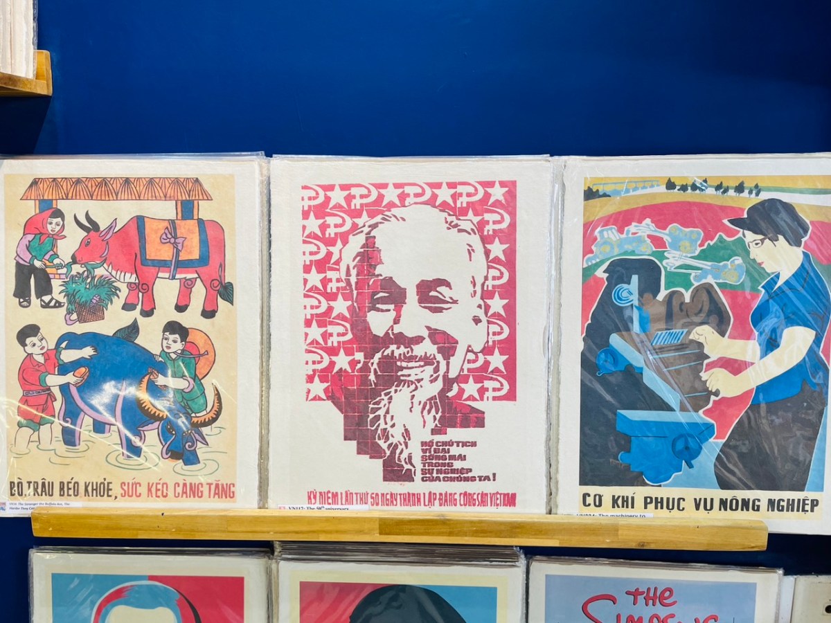 New poster came to&nbsp;Kissa!!